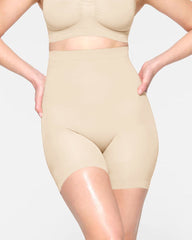 Seamless High Waist Hip-Lifting Shorts